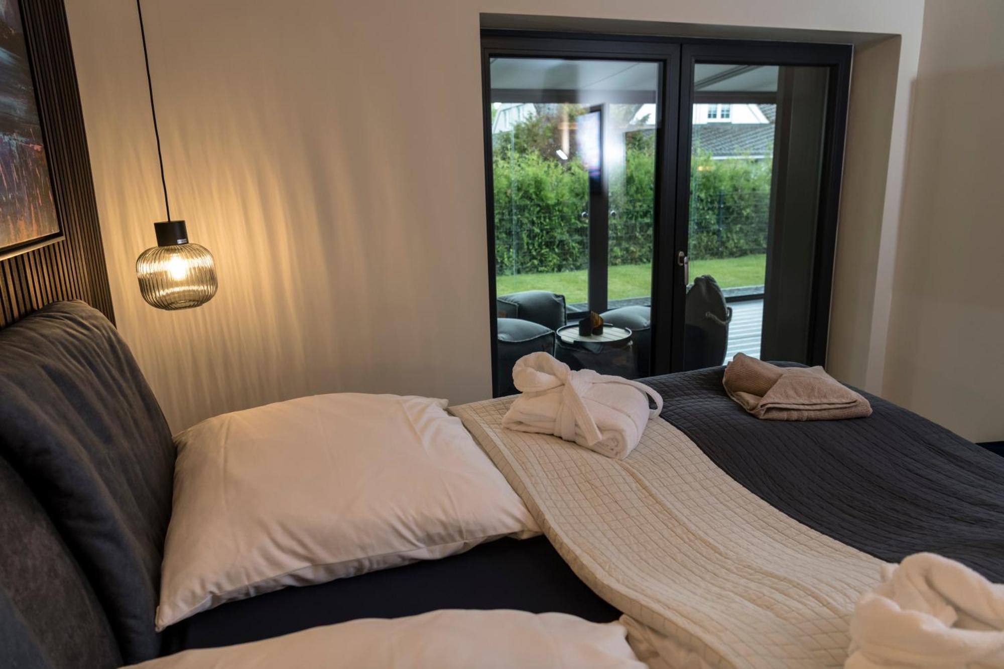 Wellness House Oase Spa Mit Whirlpool ทิมเมนดอร์เฟอร์ ชตรันด์ ภายนอก รูปภาพ