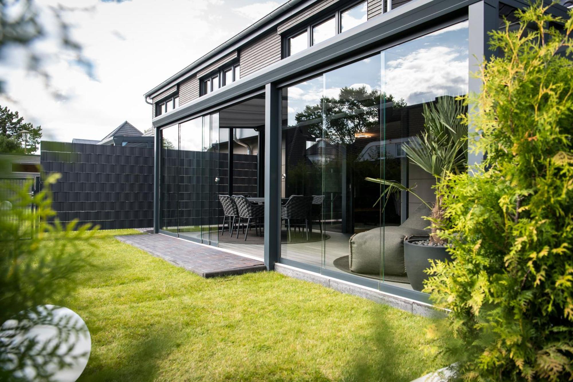 Wellness House Oase Spa Mit Whirlpool ทิมเมนดอร์เฟอร์ ชตรันด์ ภายนอก รูปภาพ